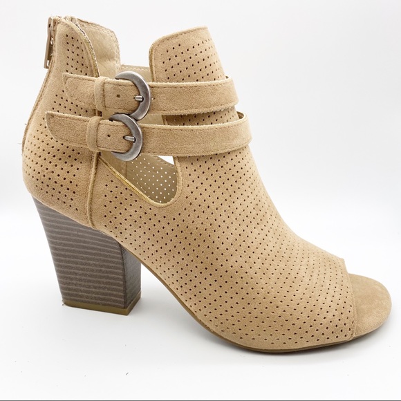 White Mountain Shoes - WHITE MOUNTAIN sage peep toe bootie